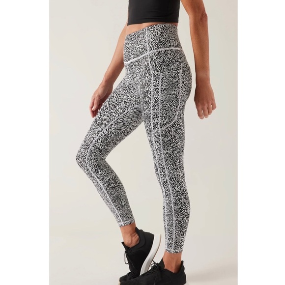 Athleta Women's Ultimate Stash II Textured 7/8 Tights Leggings Size Large - Picture 5 of 16